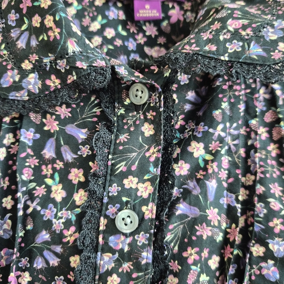 J. Crew Liberty Floral Top SIZE 6 - Picture 5 of 9
